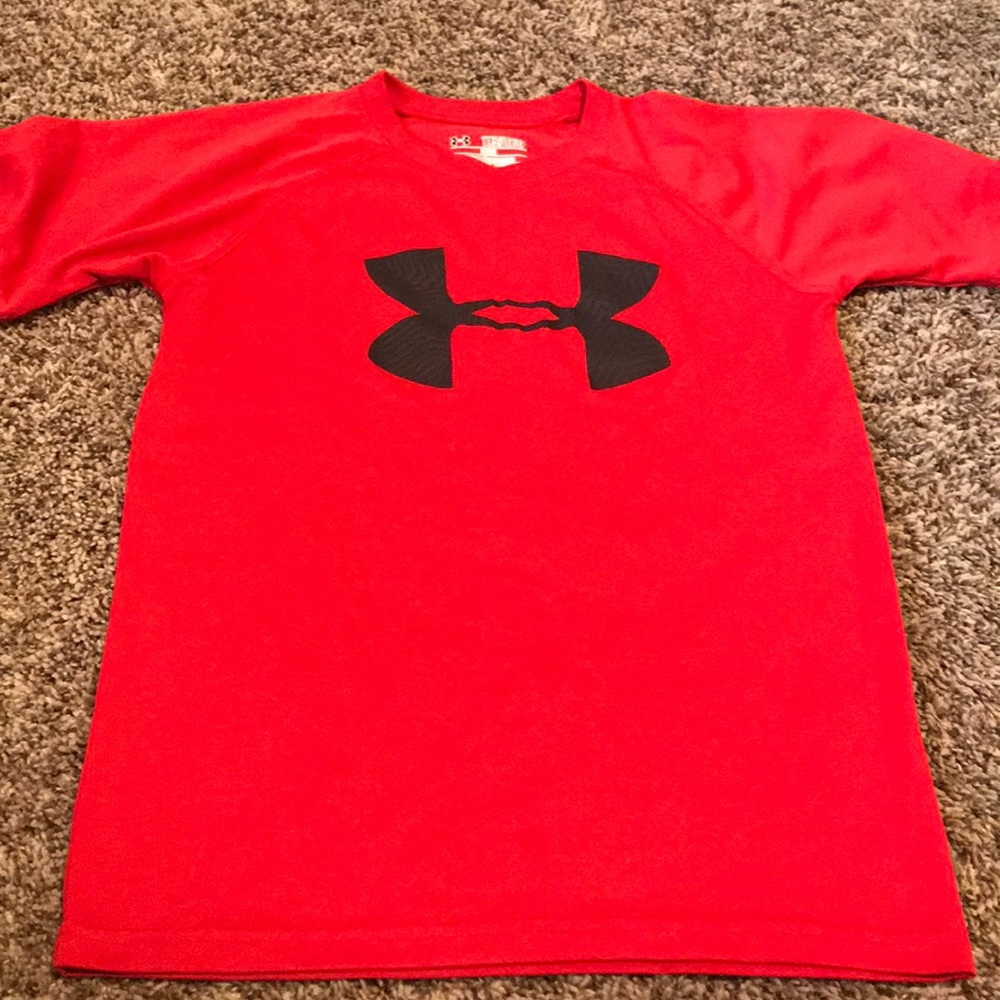 Boys Under Armour T-shirt